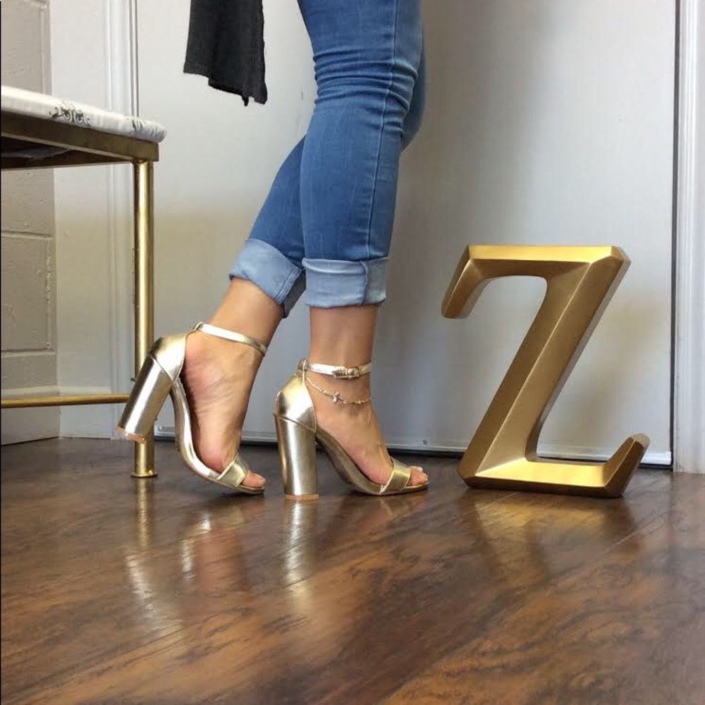 Metallic sandals Gold